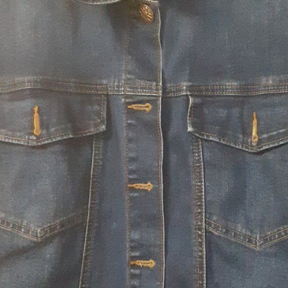 Jean jacket - Picture 5 of 5